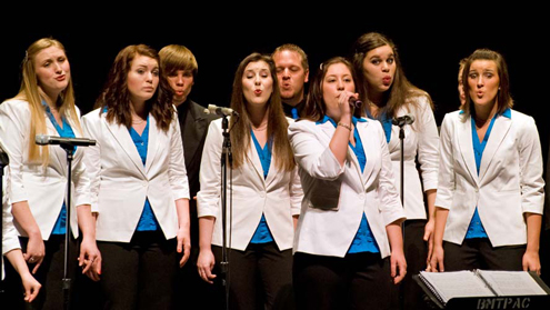 Festive holiday concert features UMSL’s choral ensembles