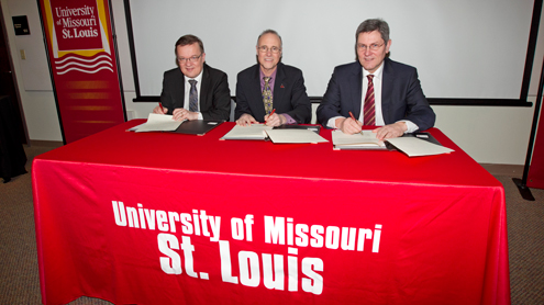 UMSL begins 3-party agreement to enhance students’  global MBA experience