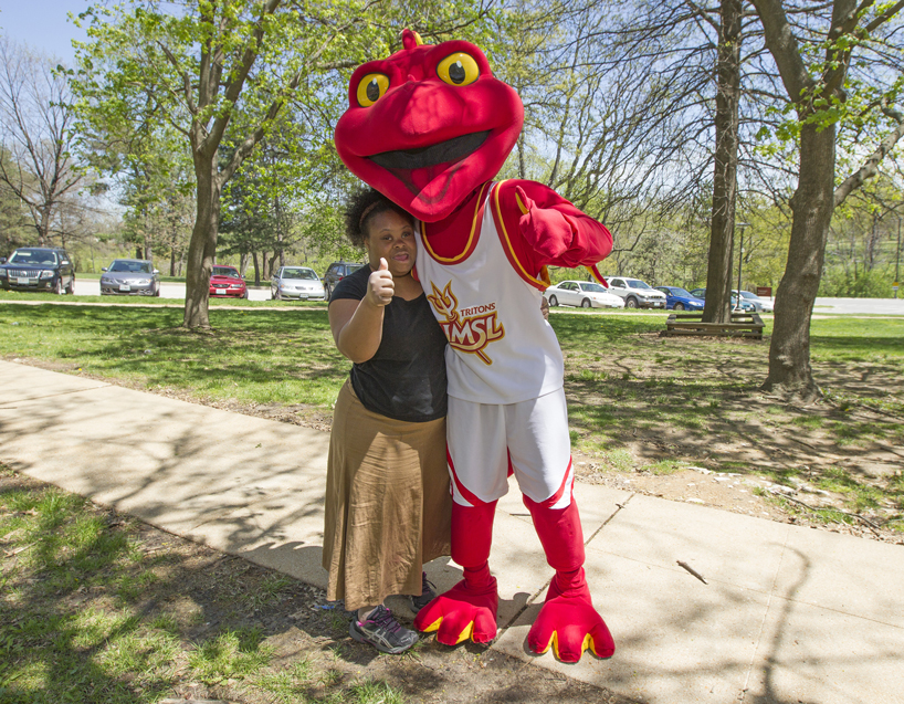 UMSL student and Louie