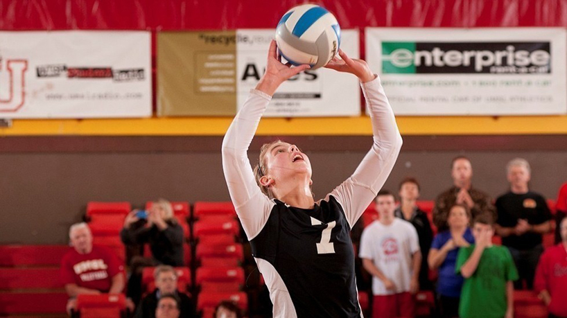 Athletics Q&A with senior setter Lindsay Meyer