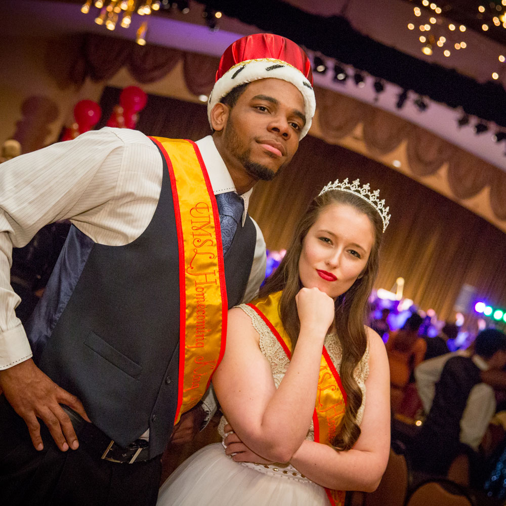 MVL crowns Homecoming King and Queen