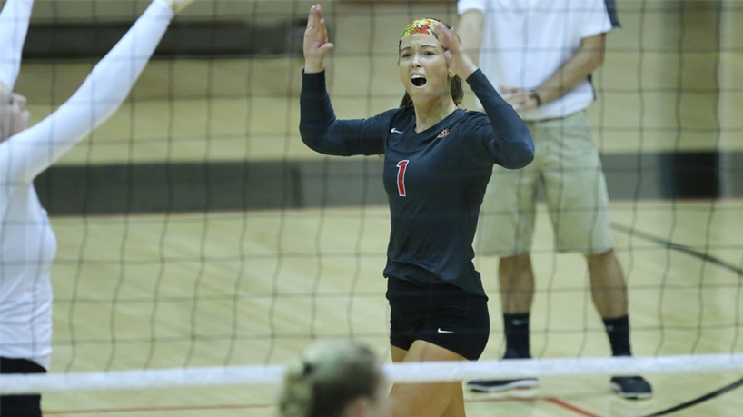 Athletics Q&A with junior volleyball player Danielle Waedekin