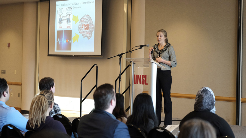 Graduate students compete for cash and bragging rights in thesis presentation contest