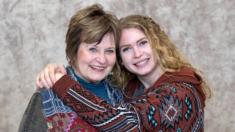 2 different paths, 1 destination: Mother-daughter teaching duo brings passion for education, nursing to UMSL