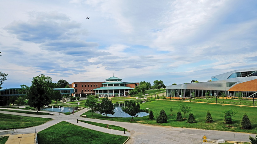 Eye on UMSL: Campus or resort?