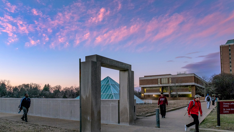 UMSL introduces Rave Guardian app to enhance campus safety