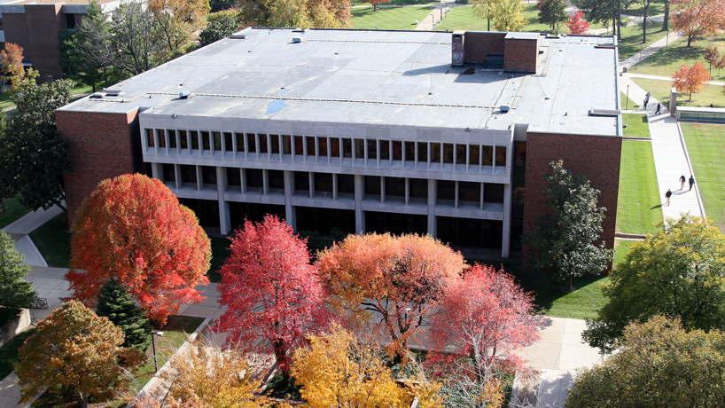 New library program aims to help First-Year Experience students