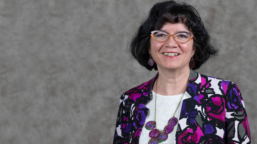 Marie Mora receives Presidential Award for Excellence in Science, Mathematics and Engineering Mentoring