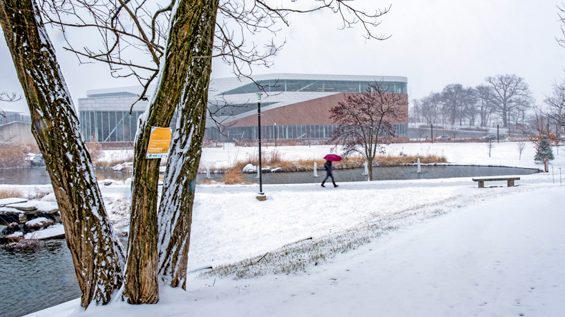 Scenes from the year’s first snow across UMSL