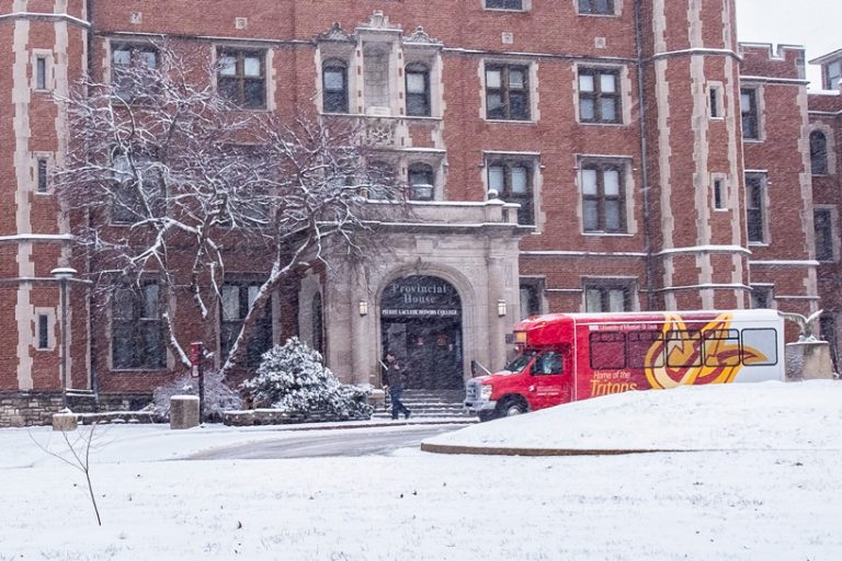 Scenes from the year's first snow across UMSL - UMSL Daily | UMSL Daily