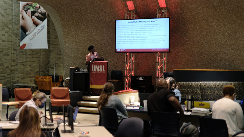 Educators from across St. Louis take part in IT Career Summit hosted by UMSL