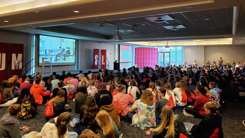 UMSL welcomes over 300 high school students for World Languages Day