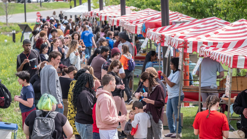 UMSL’s annual Mirthweek Carnival offers food and fun for all ages