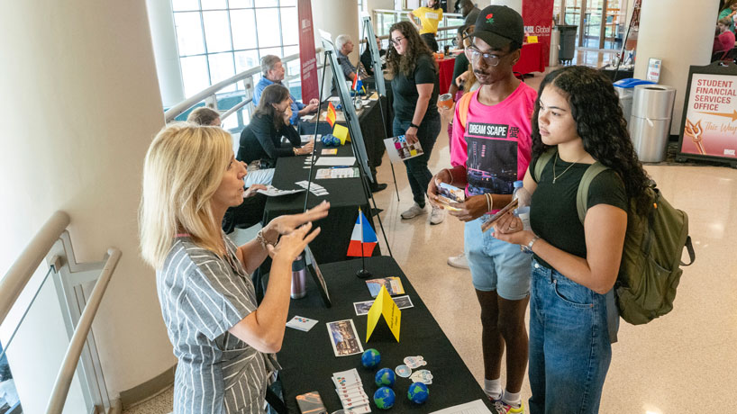 Study Abroad Fall Information Fair draws students interested in experiencing different cultures