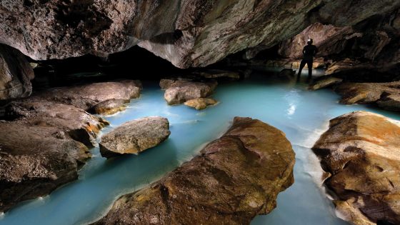 A front chamber in Cueva del Azufre in Tabasco,Mexico, which has baby-blue water due to sulfur compounds derived from hydrogen sulfide