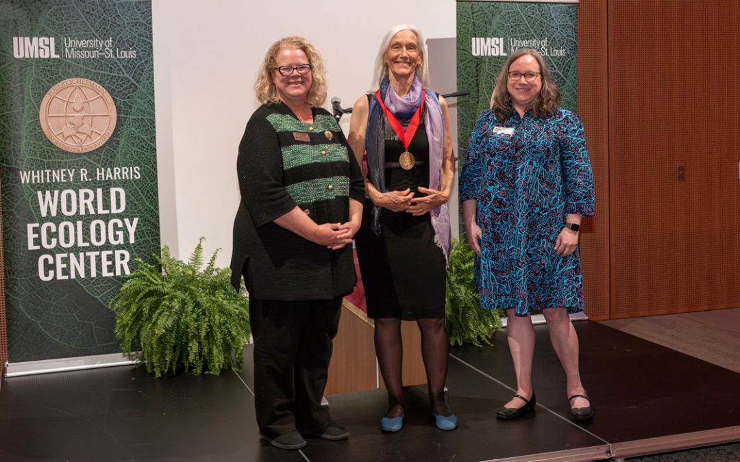 Julie Packard receives Robert R. Hermann World Ecology Award from UMSL’s Whitney R. Harris World Ecology Center