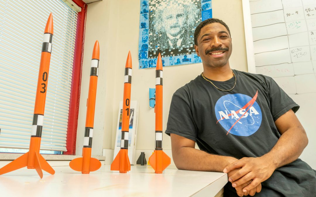 Physics graduate Keith Reece finds personal, professional growth conducting comet research