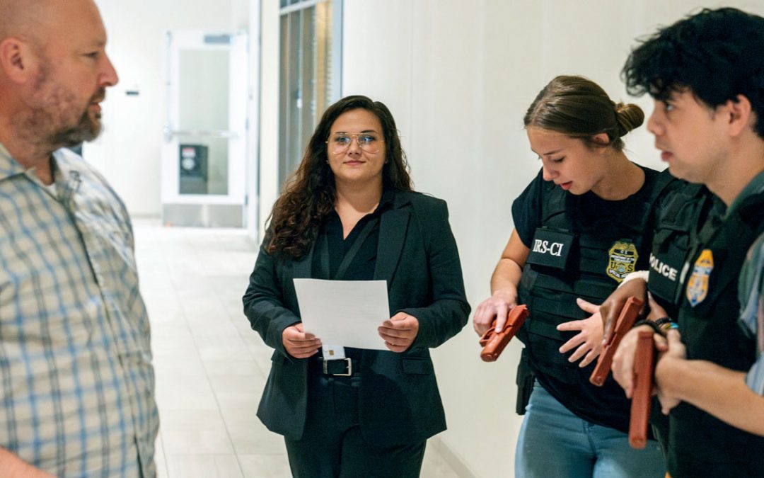 IRS Criminal Investigation’s Citizen Academy offers UMSL students glimpse into careers as special agents