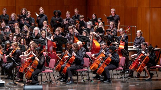 UMSL Symphony Orchestra and University Singers