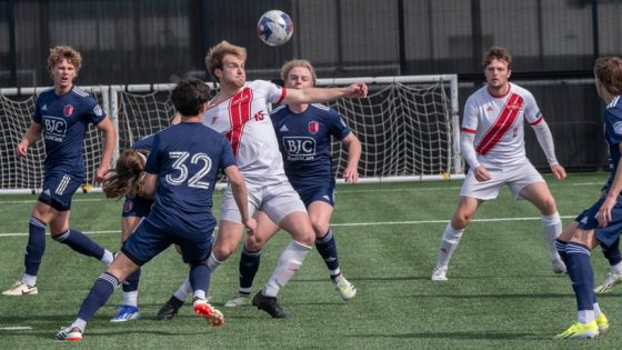 UMSL men's soccer players