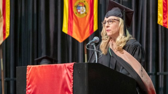 Alum Rebecca Boyer delivers her commencement address