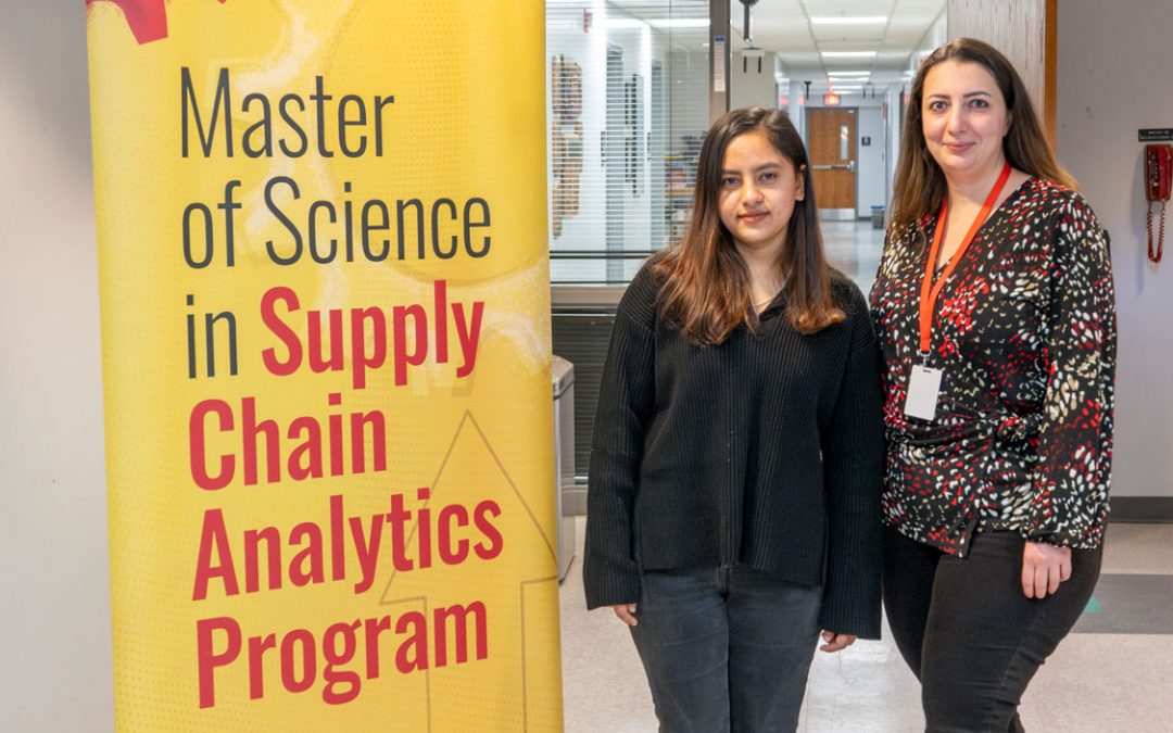 Innovative UMSL Supply Chain rotational internship program features stops at World Wide Technology, Bunge and Anheuser-Busch