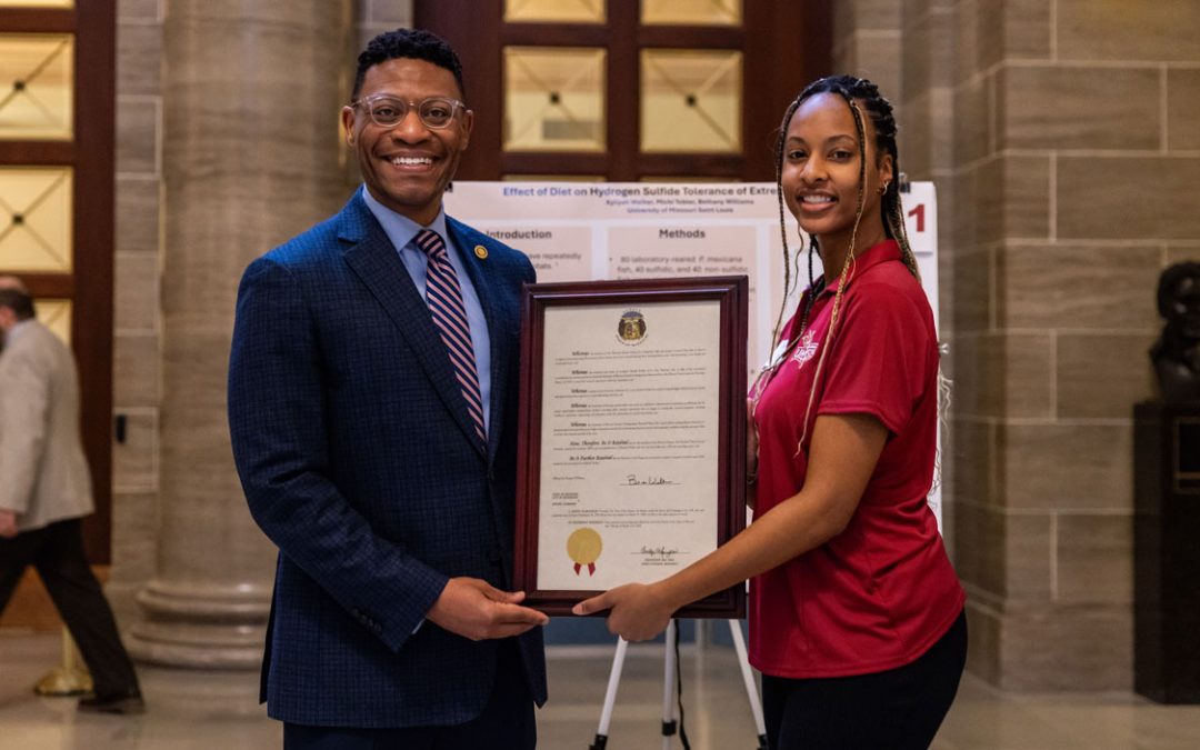 Biology major Kyliyah Walker presents at UM System’s Undergraduate Research Day