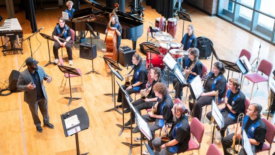 Harvey Lockhart Works with Maplewood Richmond Heights High School Jazz Band