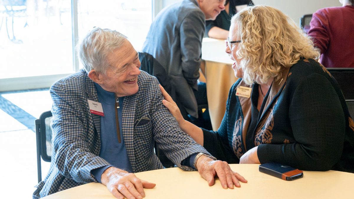 Sen. Christopher "Kit" Bond talks to Chancellor Kristin Sobolik