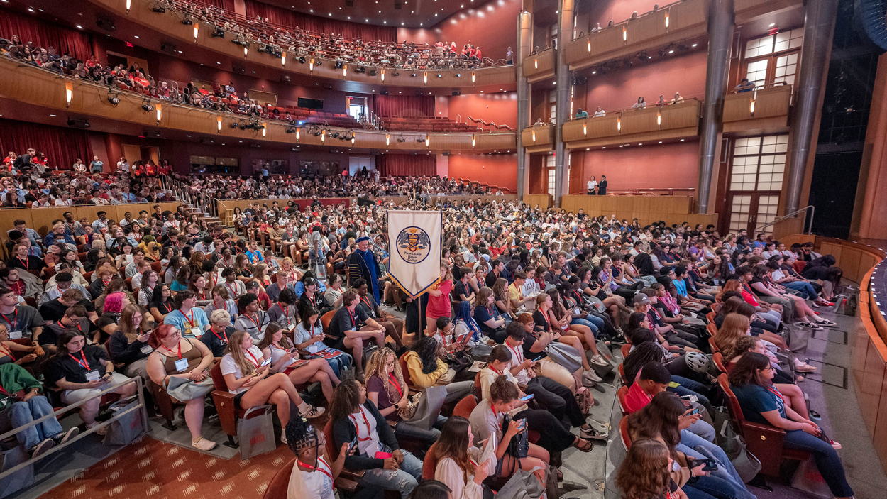 New UMSL students, families and friends