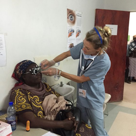 Dr. Nina Katsev examining a patient in Uganda