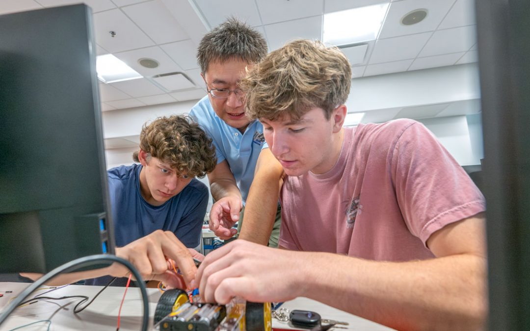 Through hands-on learning, UMSL’s new School of Engineering helps meet the demand for trained engineers in Missouri