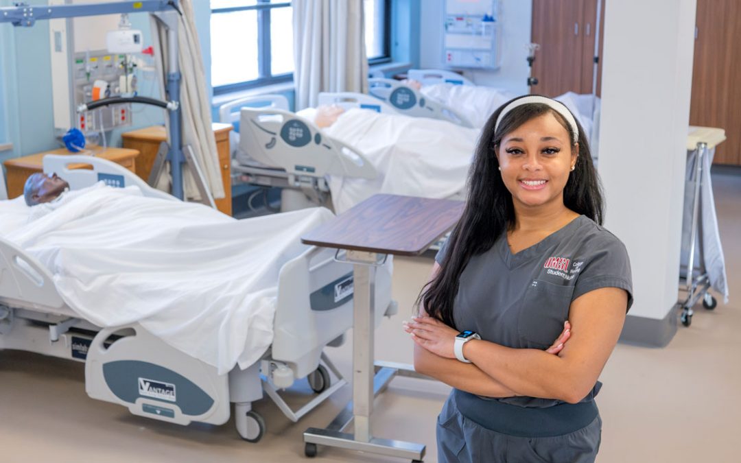 Jadyn Mullen lands position as labor and delivery nurse at Barnes-Jewish Hospital