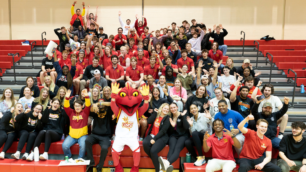 UMSL students at Pack the Stands