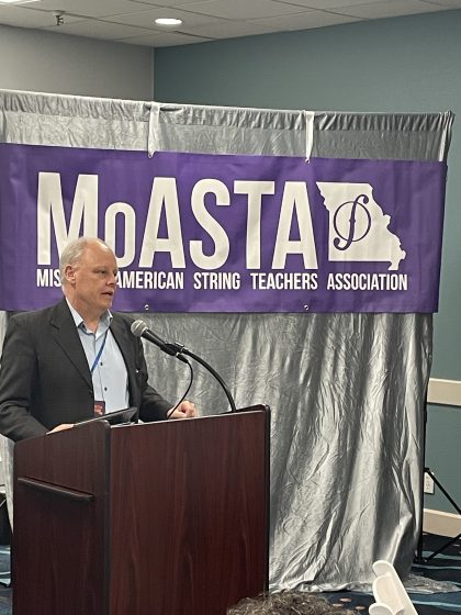 Kurt Baldwin receives Missouri Collegiate Educator of the Year award