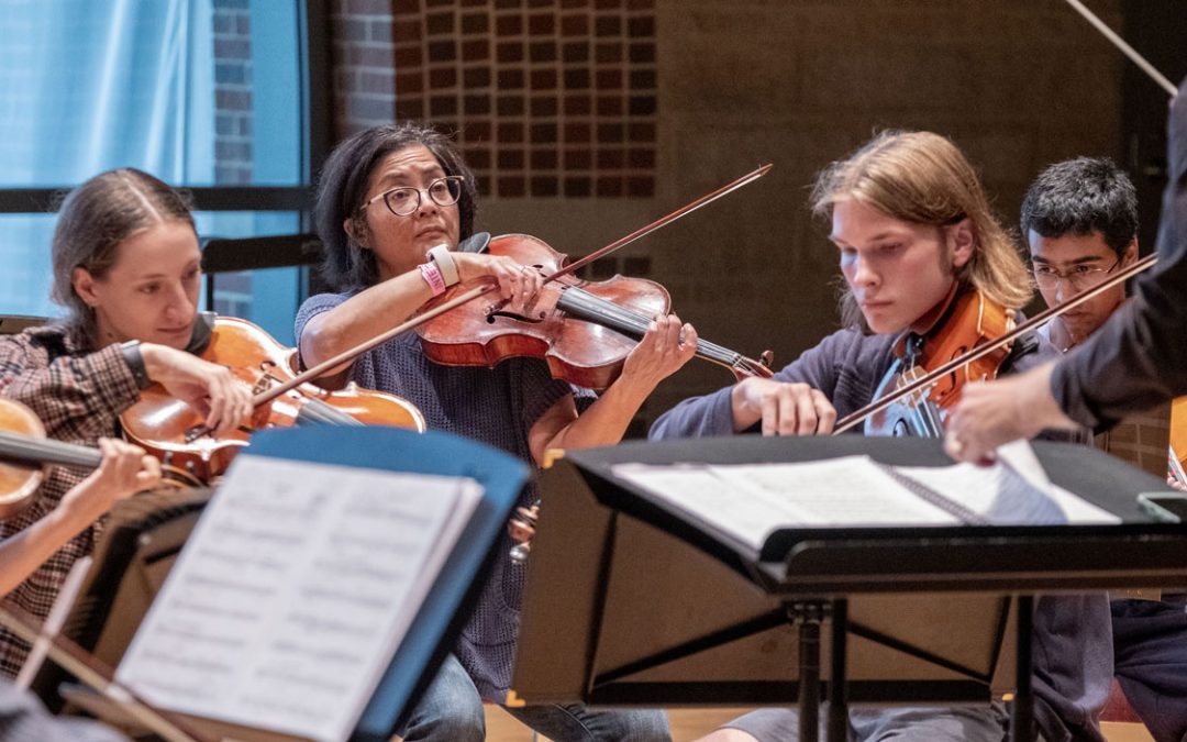 Faculty and staff find inspiration while giving to support students