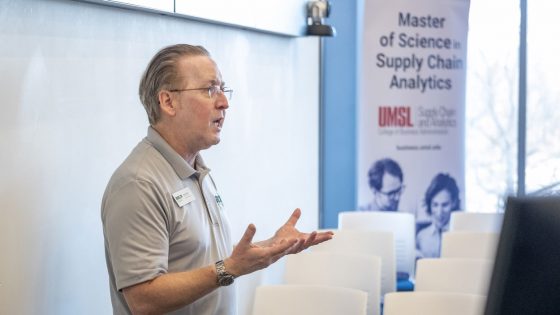 Jeff Mudd, president of the Midwest Gateway chapter of the Association of Supply Chain Management, speaks to participating students during the 2026 Midwest Gateway Supply Chain Student Case Competition on Friday at Anheuser-Busch Hall.