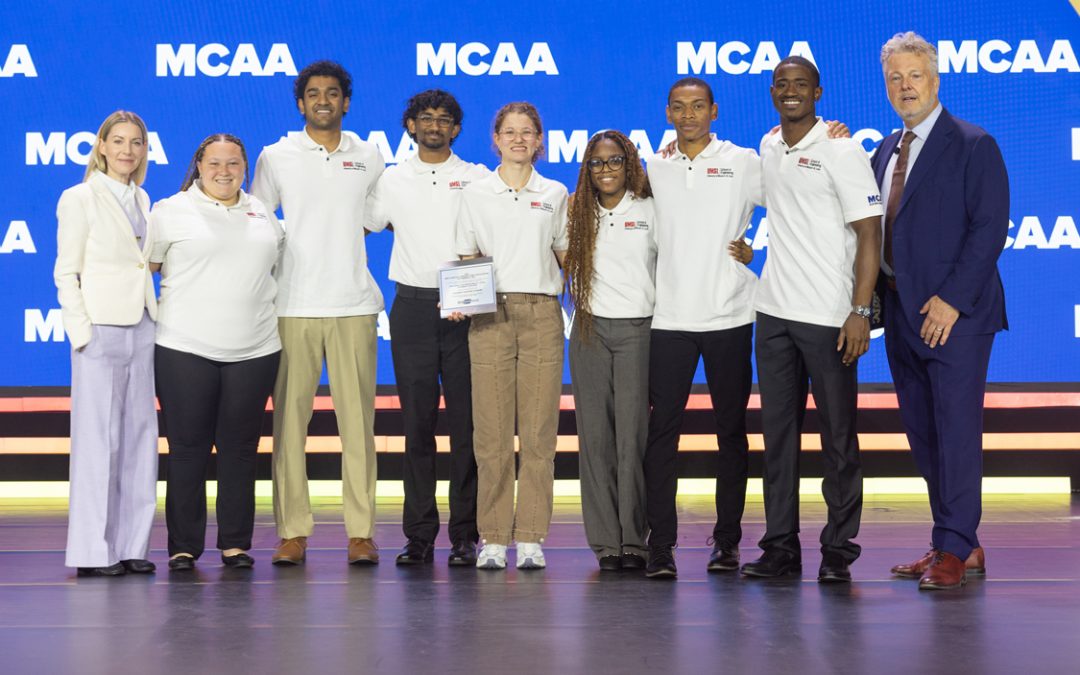 Engineering students make industry connections at MCAA convention