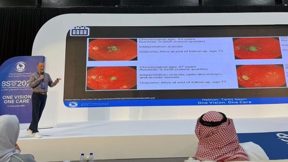 Dr. Tareq Nabhan gives a continuing education talk at the annual Saudi Society of Optometry conference in Riyadh, Saudi Arabia 