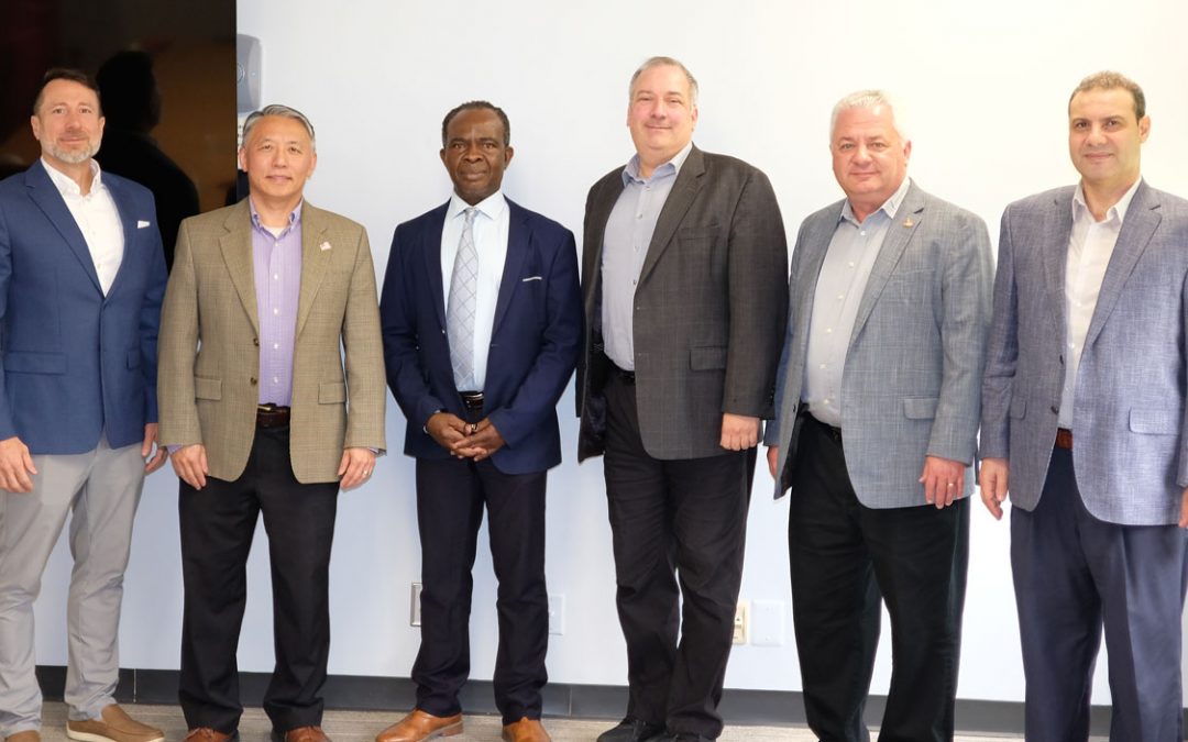 UMSL partnering with U.S. Transportation Command and Air Mobility Command to support student learning, strengthen research