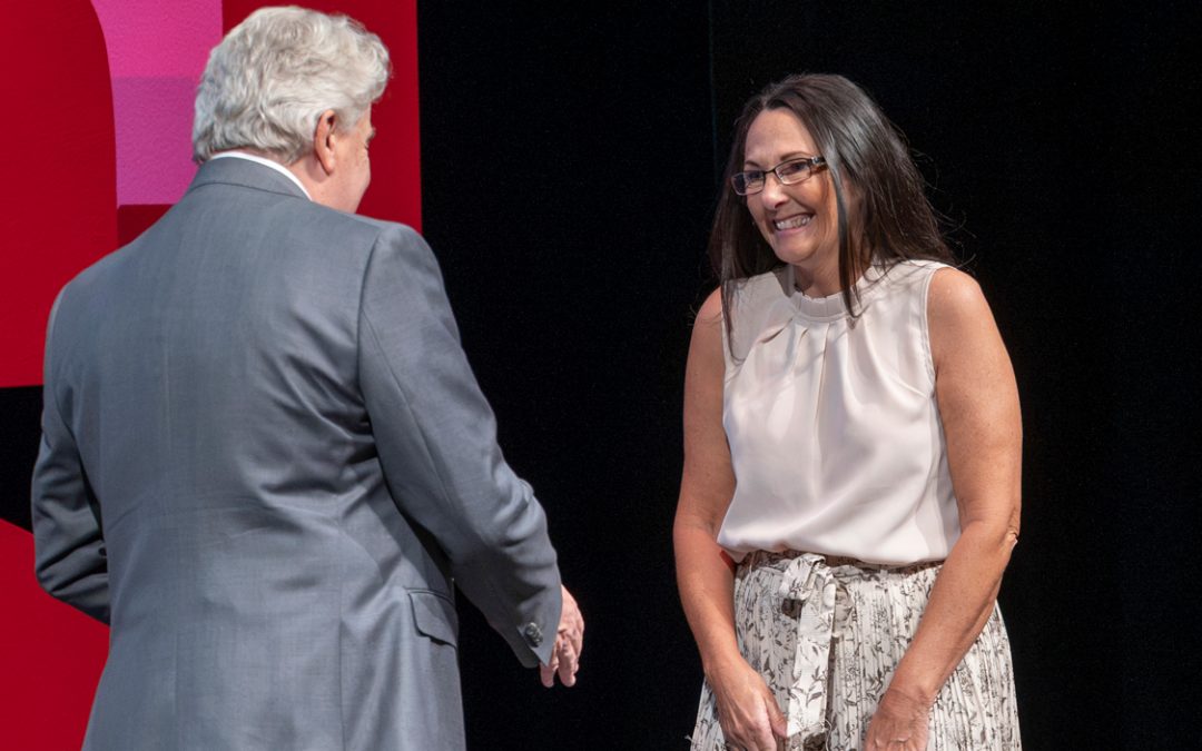 Tami Davenport receives inaugural Curators’ Outstanding Staff Award from University of Missouri Board of Curators